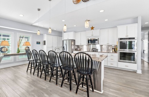 Port Aransas House | Make A Shore Thing your dream home away from home, your slice of paradise await