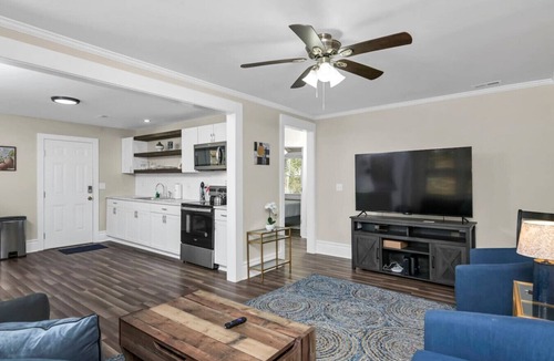 Eau Claire Apartment | Margrave Retreat Unit 'A' | 2 BR 1BA