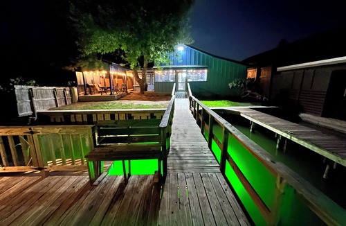 Arroyo City Cabin | Marina’s Cozy Cottage. Family friendly with cold AC in summer and warm winters!