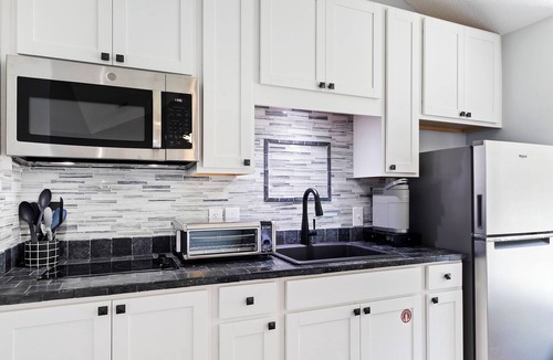 Beaufort Condo | Mariners' Nautical Nest on Port Royal's Battery Creek