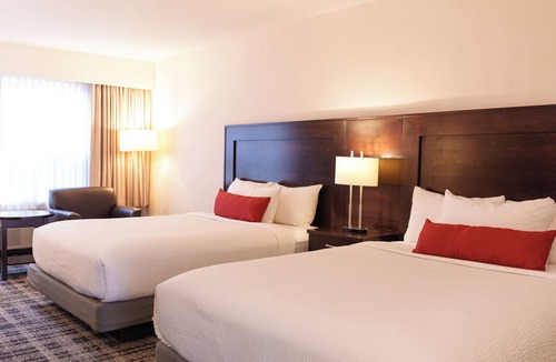 Jasper Hotel | Marmot Lodge