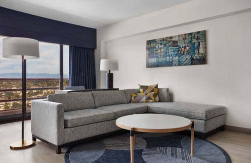 Marina del Rey Hotel | Marriott Marina del Rey