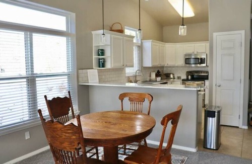 Moose Can Gully Condo | Marvelous Mountain-View Condo