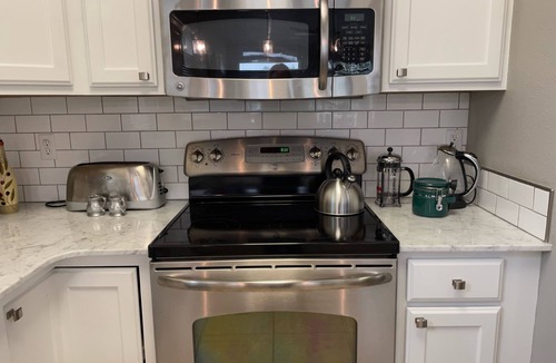 Moose Can Gully Condo | Marvelous Mountain-View Condo