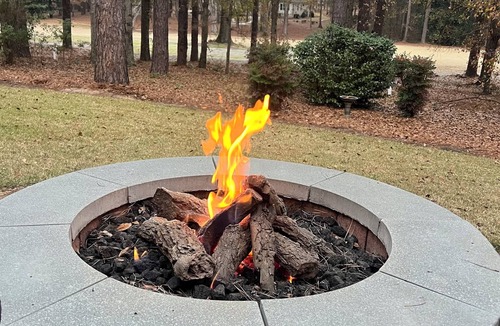 Aiken House | Masters Week Golf Estate/6 Bedrooms/Sleeps 12/Fire Pit & Outdoor Living