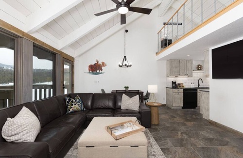 Big Sky Meadow Village House | Meadow View on Golf Course