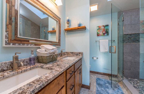 Big Sky House | Meadow Village Spacious Luxury Remodeled House
