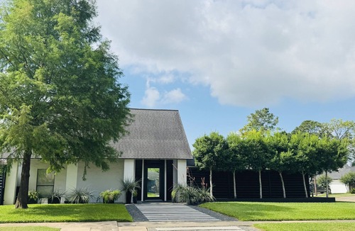 Memorial House | Memorial area 4 bedroom family home with pool.