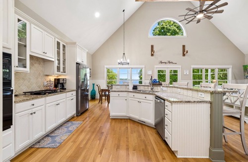 Sherrills Ford House | Memory Maker - Beautiful Waterfront Home - Pool/Spa/Kayaks/Fire Pit