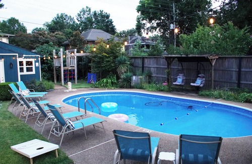 Crosstown House | Memphis Belle - POOL, Hot Tub, Arcades, Fire Pit, Games & so much more!