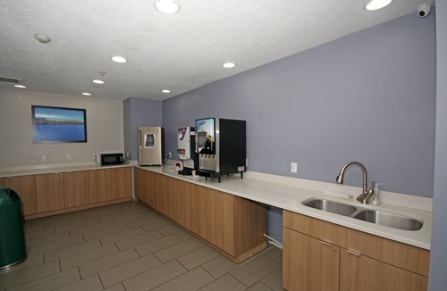 Greensboro Hotel | Microtel Inn by Wyndham Greensboro