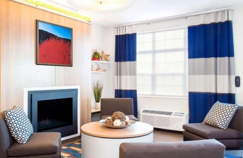 Naples Hotel | Microtel Inn & Suites by Wyndham Vernal/Naples