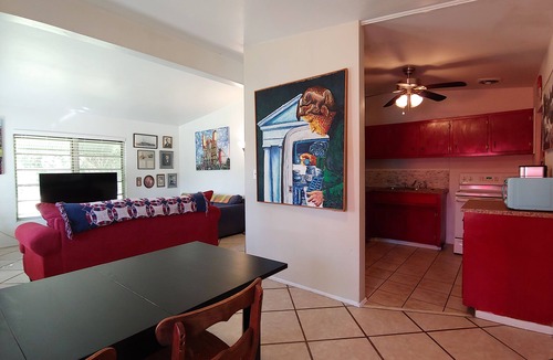 Titusville House | Mid Century Charm! KSC,Port Canaveral,Cocoa and Bio-Lume Kayak,Pet Friendly!