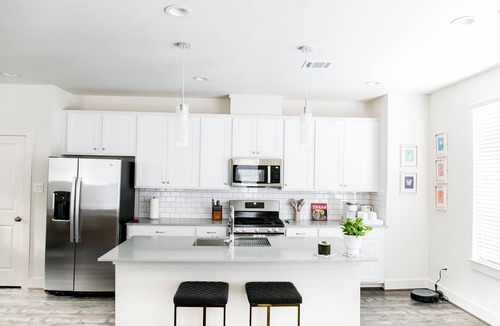 Northside House | Mid-Century Modern Home is 10 minutes from Downtown Houston