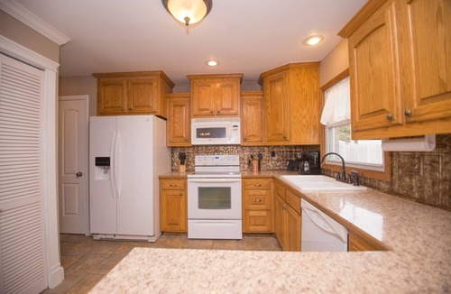 Rogers House | Mid-town Oasis (heated pool mid-April thru mid-October)