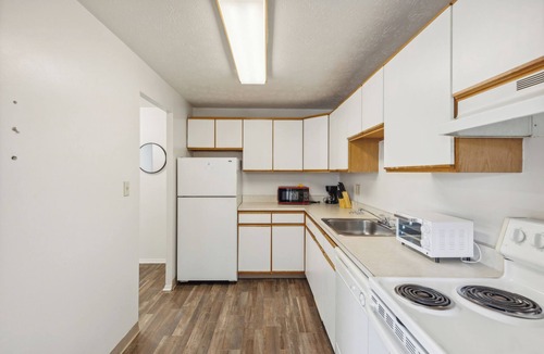 Parma Apartment | Midtown 3605I Cozy & Comfy I Free Parking