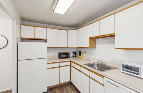 Parma Apartment | Midtown 3605I Cozy & Comfy I Free Parking