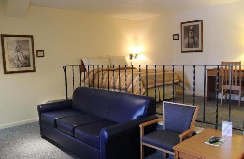 Sheridan Hotel | Mill Inn