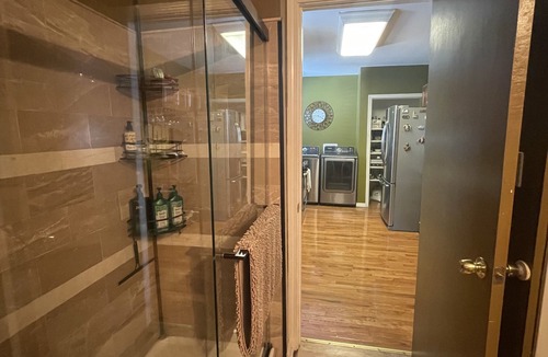 Schnitzelburg House | Minutes from Churchill Downs & Downtown Lou!