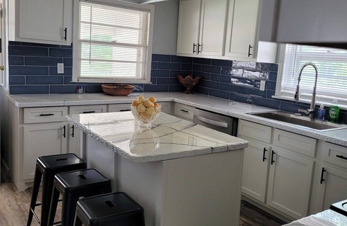 Iuka House | Minutes to Eastport, Aqua Yacht, Colman Marina 3 state parks short distance away