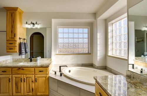 Moab South Valley House | Moab Home w/ Pool - 14 Mi to Arches National Park!