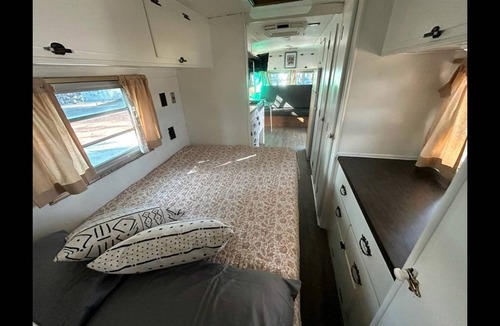 St. Anthony House | Mobile home ∙ 2 bedrooms ∙ 8 guests