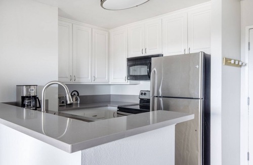 Rampart Village Apartment | Mod Koreatown 1BR w/ Pool, Gym, Spa, nr. DTLA, by Blueground