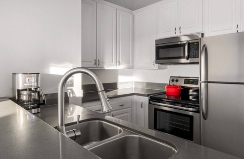 Rampart Village Apartment | Mod Koreatown 1BR w/ Pool, Gym, nr. Wiltern Theatre by Blueground