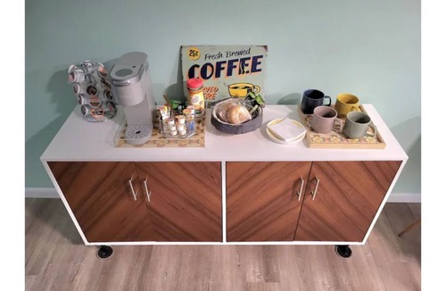 Edgewood Apartment | Mod LodgenFamily Friendly nDIY BreakfastnEV charging