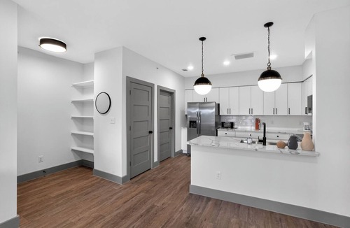 Parker Lane Apartment | Modern 1-bedroom with bright, open living spaces.