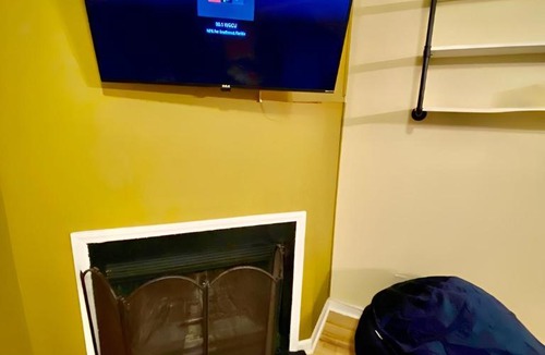 Wilmington Apartment | Modern 2-Bedroom Apartment with Private Pool and Balcony in Wilmington