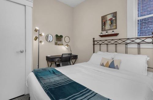 Franklin Park House | Modern 2BR near DT, 8min walk to Park&Conservatory