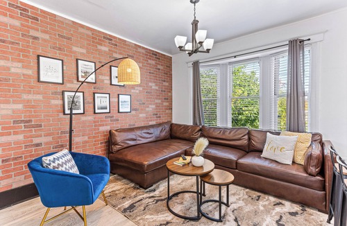 New Center Detroit House | Modern 4-BR Stay in the Heart of New Center