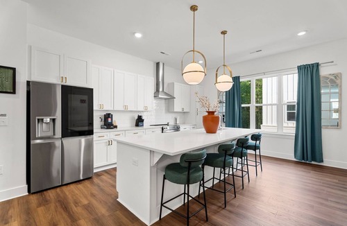 Ponderosa - Wingate House | Modern 4BR Retreat Near CLT Airport & Uptown