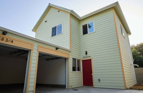 University Park House | Modern 5BR 5BA House near USC/DTLA