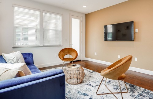 Centerville House | Modern and Cozy. 3bed 3bath. SF Bay Area