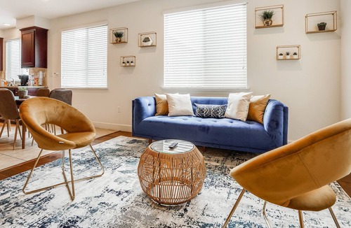 Centerville House | Modern and Cozy. 3bed 3bath. SF Bay Area