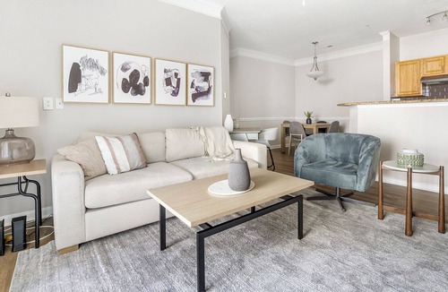 Ballantyne Apartment | Modern Apartment in Prime Location (ID1374X805)
