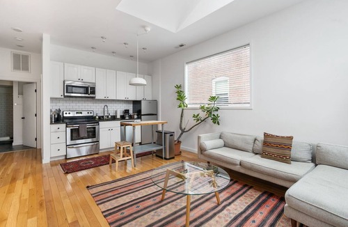 Monroe Ward Apartment | Modern Apartment- Walk to Convention Center- Deck- Off-Street Parking