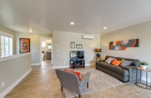 St. Anthony Apartment | Modern Apt - 7 Mi to St Anthony Sand Dunes!