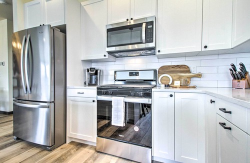 Four Corners House | Modern Bozeman Family Townhome w/Hot Tub!