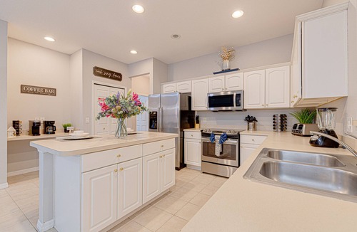Watersong Villa | Modern Clean Home w/Private Pool, Covered Patio, Game Room and Close to Disney