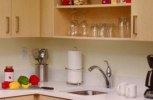 The Galleria Hotel | Modern Comfort in Houston's Shopping Hub! Close to Galleria Mall!