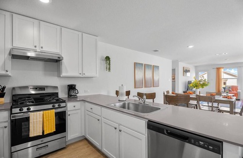 New Braunfels House | Modern Comfort in New braunfels