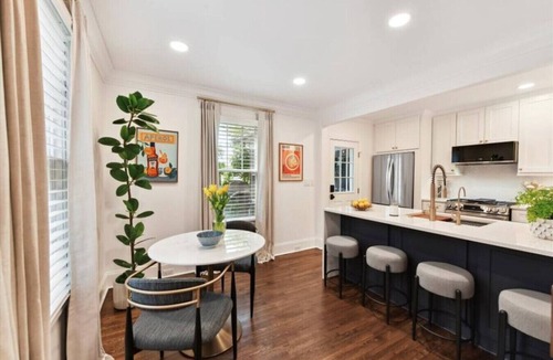 Dilworth Villa | Modern Comfort Meets Classic Charm (L)