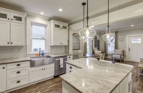 London House | Modern Comfort Near Columbus: Home w/Yard & Porch