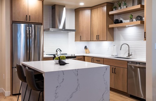 Tamarack Resort Condo | Modern Condo|Great location|Close to Skiing|PET FRIENDLY