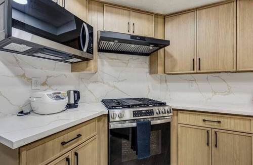 Valle Lindo Condo | Modern country life in the city