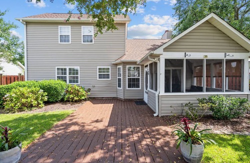 Wilmington House | Modern house in Wilmington near beaches, UNCW in exclusive NorthChase community