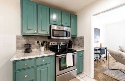 Crestline Heights House | Modern in the Magic City